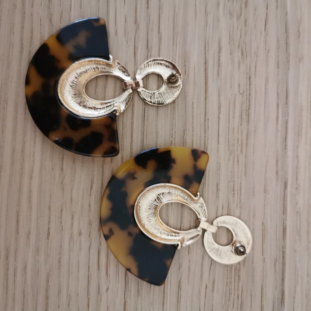 Earrings - Picture 2 of 3